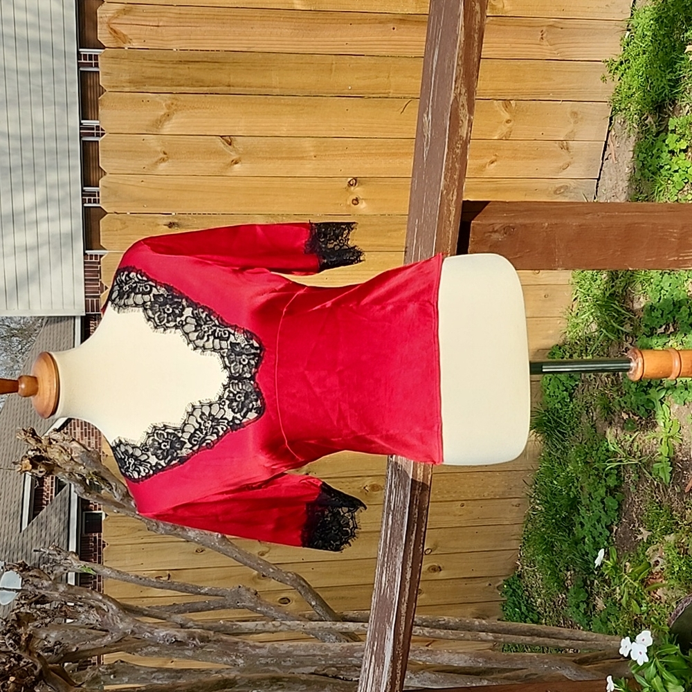 Silk Moda International Top